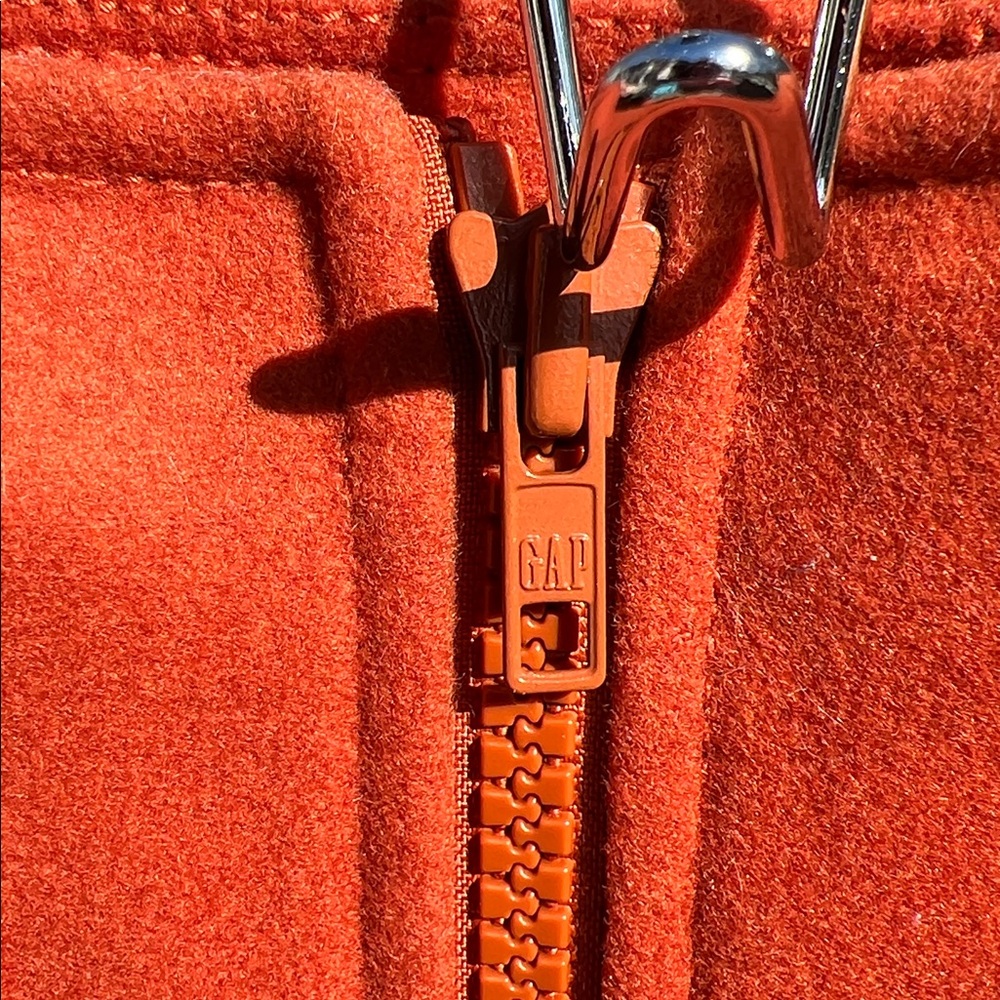 GAP Orange Front-Zip Skirt with Patch Pockets Ear… - image 3